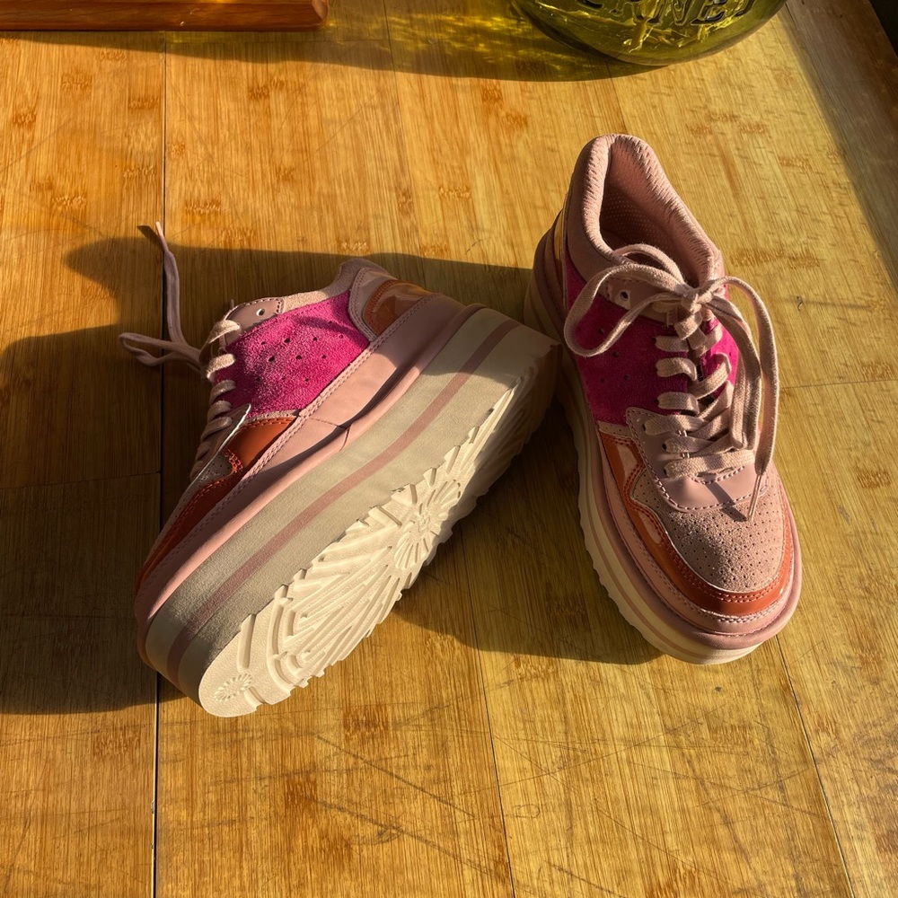 UGG Platform sneakers